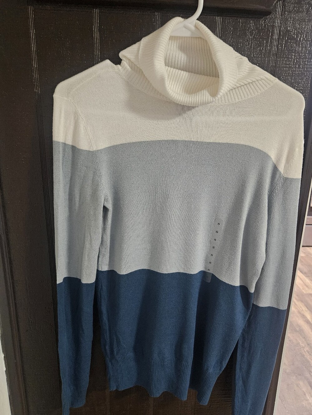 NWT Ann Taylor Colorblock Turtleneck Knit Sweater Blue White - Size S